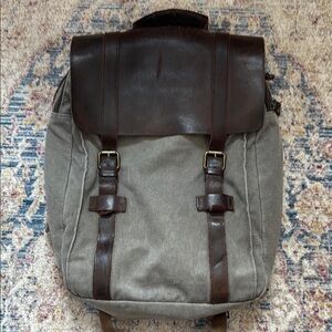 🎒S-Zone vintage look canvass and leather backpack.